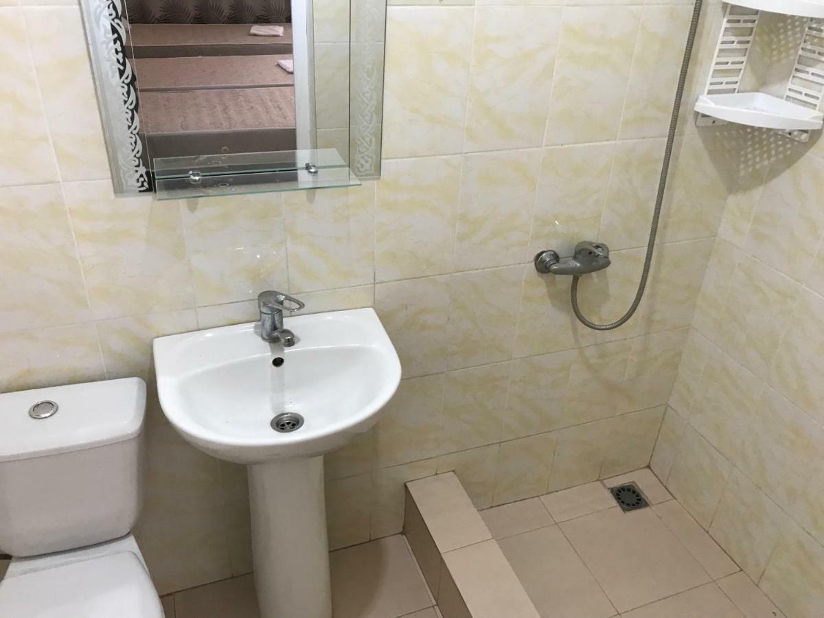 מלון גגרה Ainar מראה חיצוני תמונה