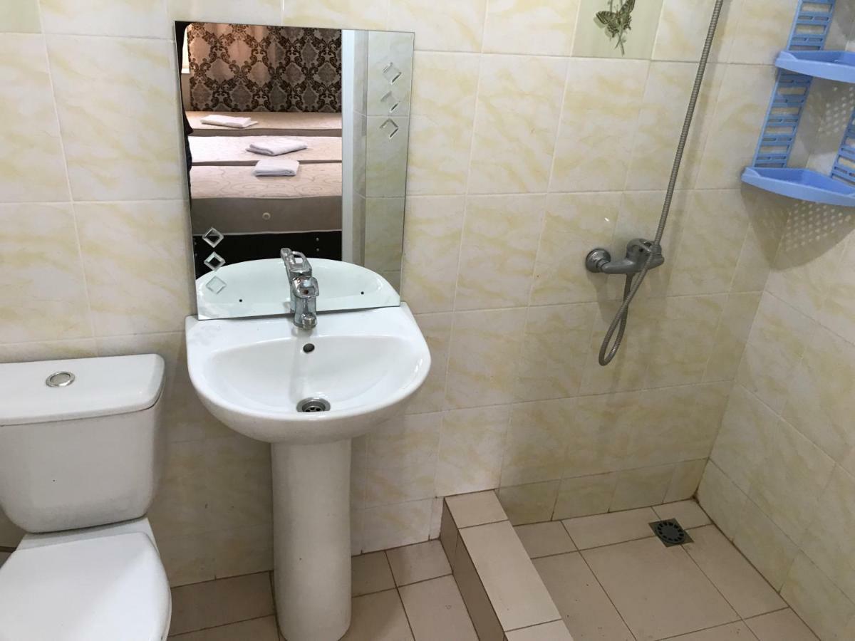 מלון גגרה Ainar מראה חיצוני תמונה